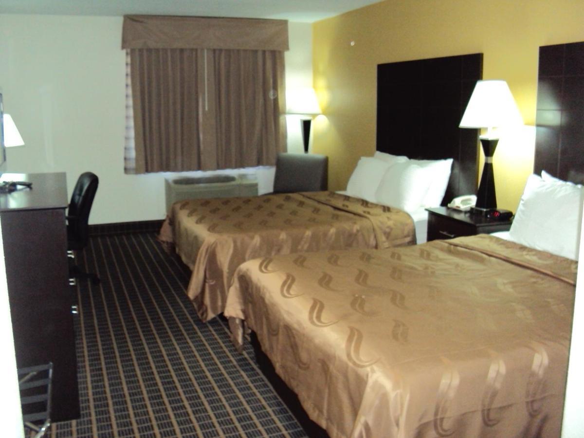 Quality Inn Carbondale University Area Экстерьер фото