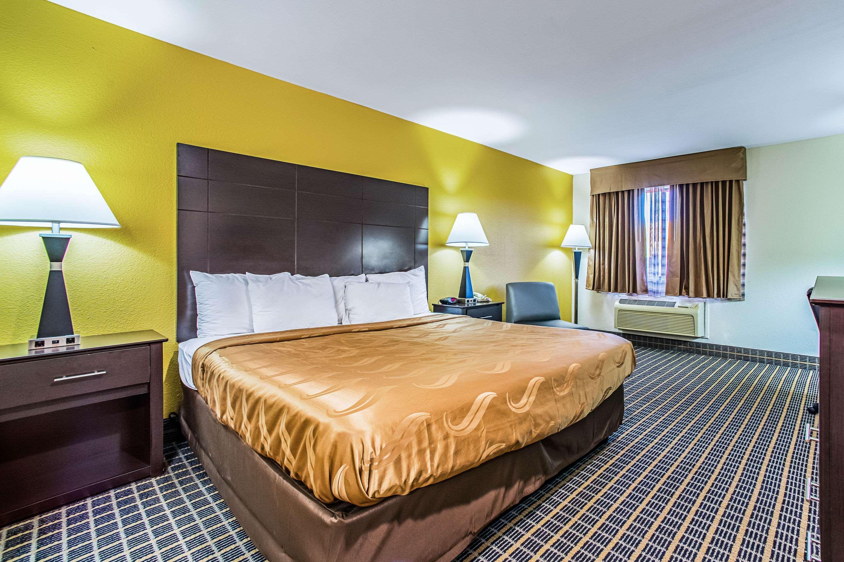 Quality Inn Carbondale University Area Экстерьер фото