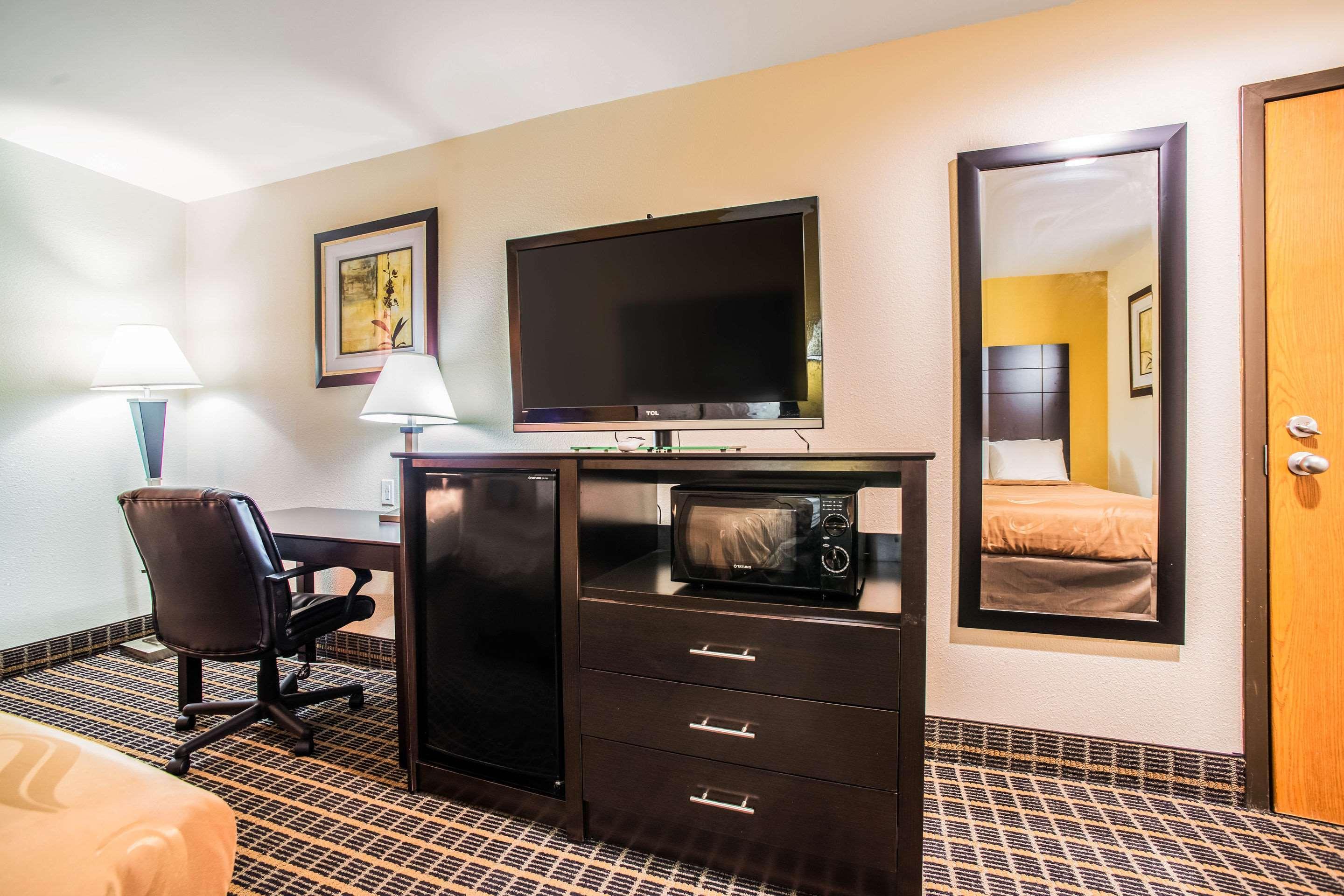 Quality Inn Carbondale University Area Экстерьер фото