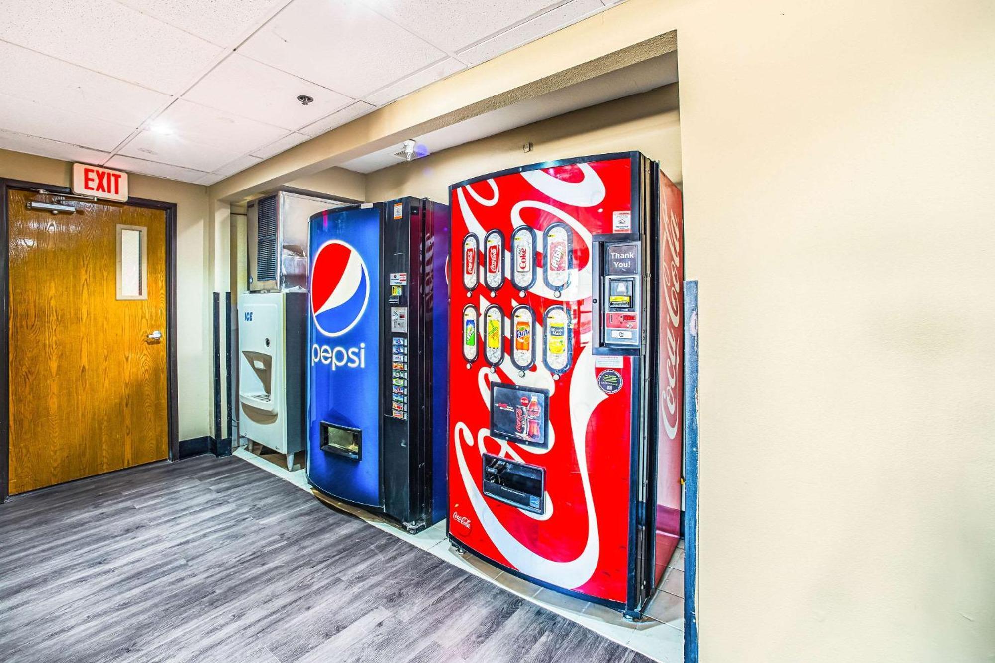 Quality Inn Carbondale University Area Экстерьер фото
