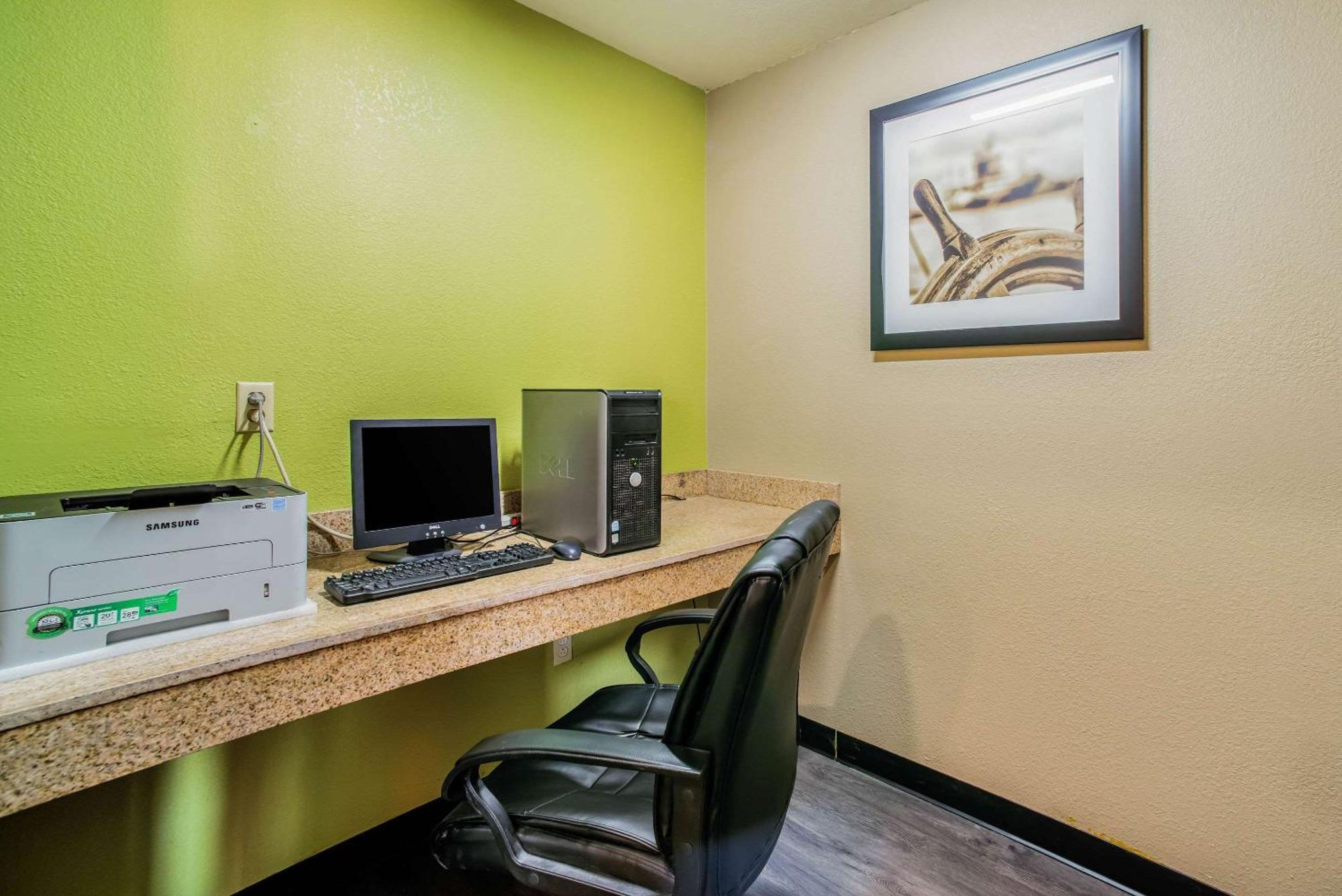 Quality Inn Carbondale University Area Экстерьер фото