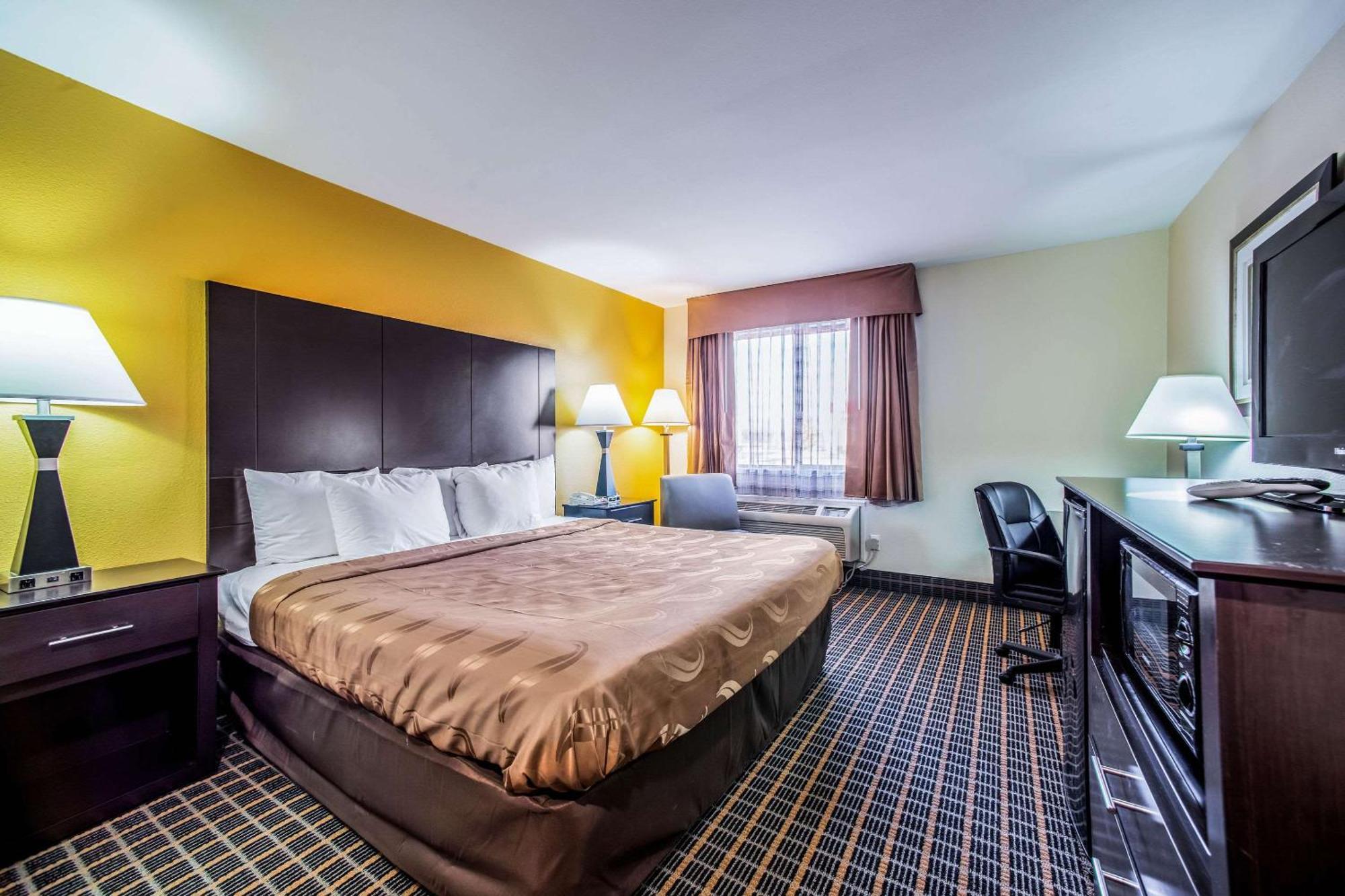Quality Inn Carbondale University Area Экстерьер фото