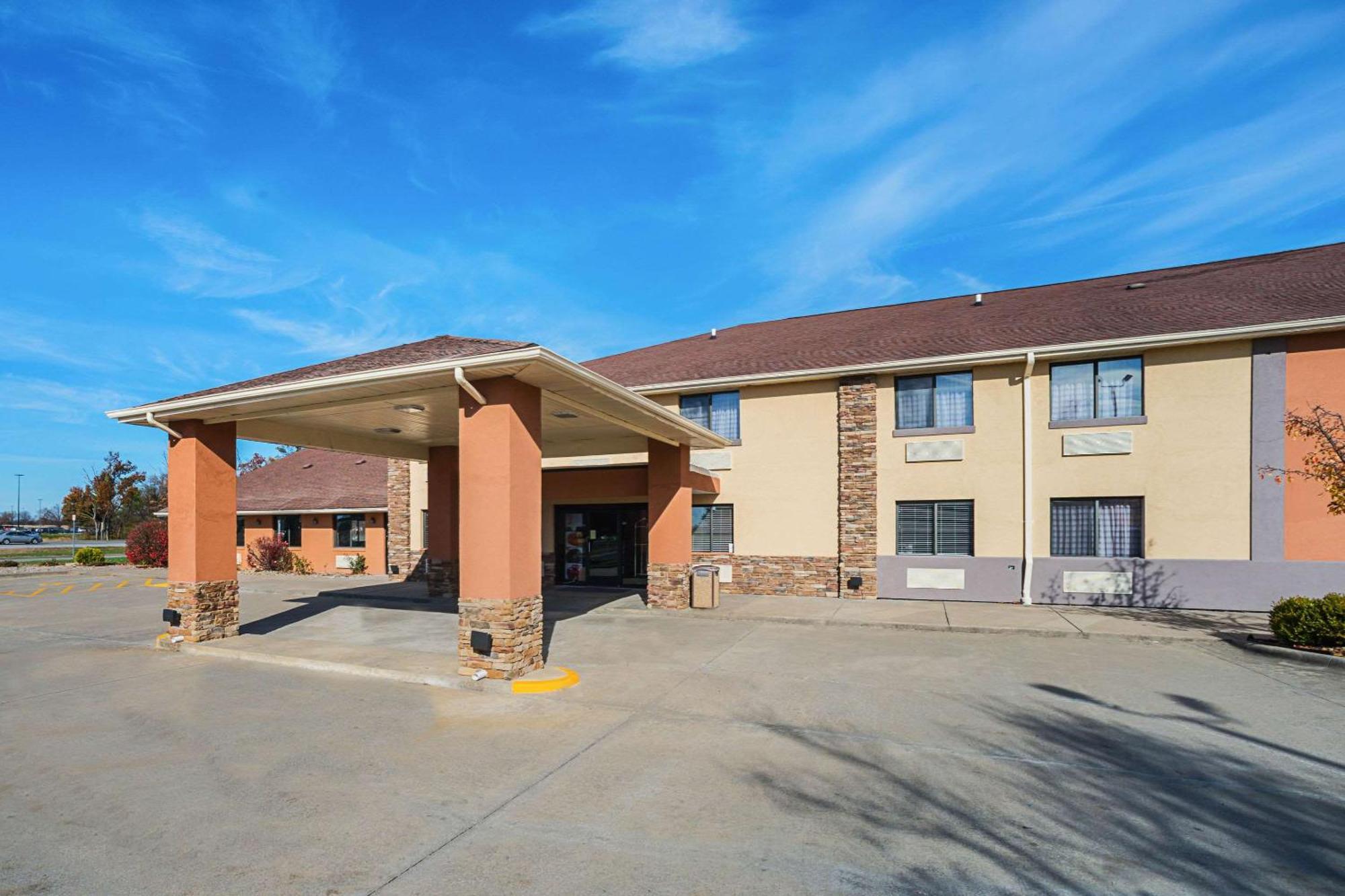Quality Inn Carbondale University Area Экстерьер фото
