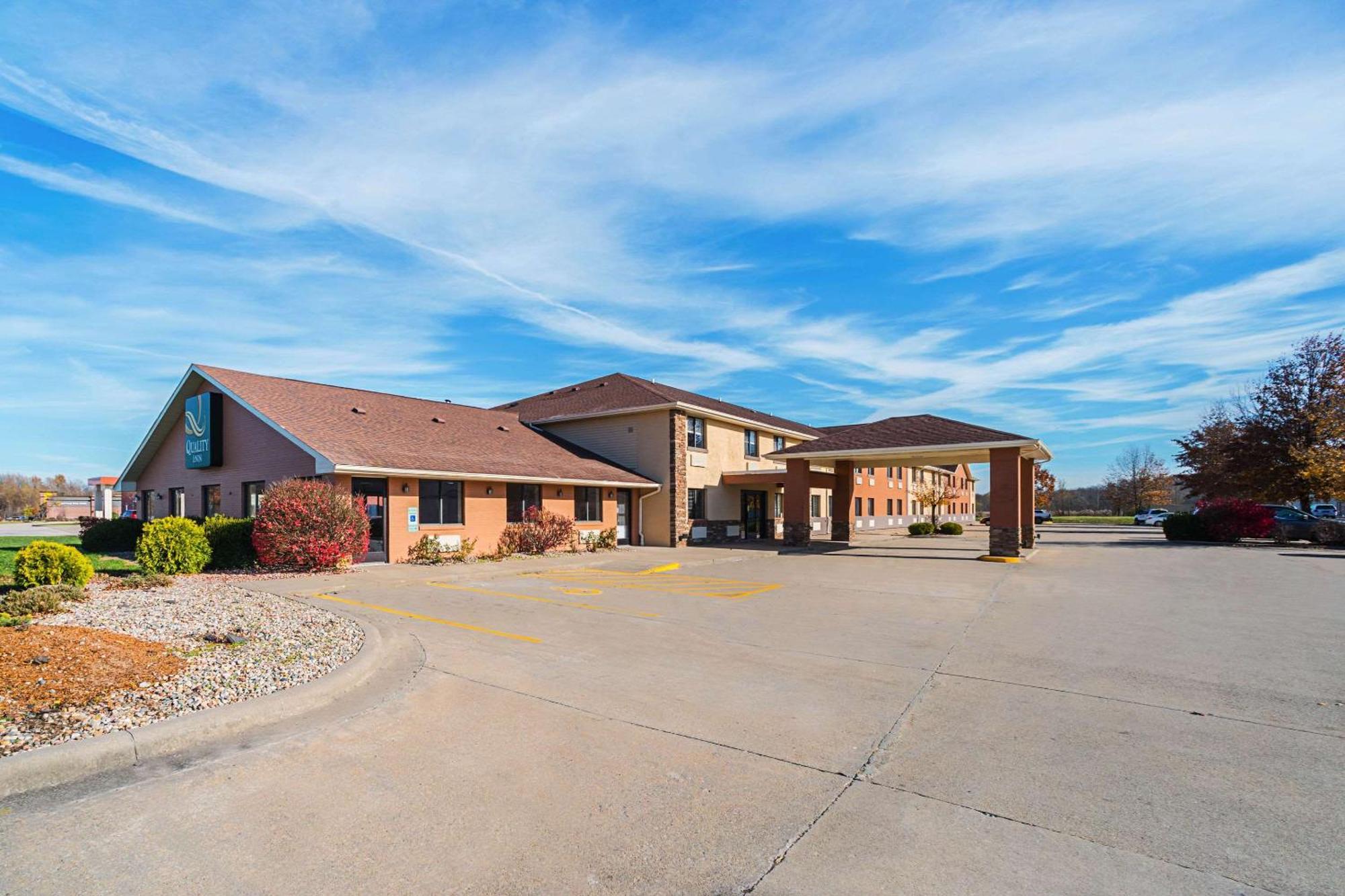 Quality Inn Carbondale University Area Экстерьер фото