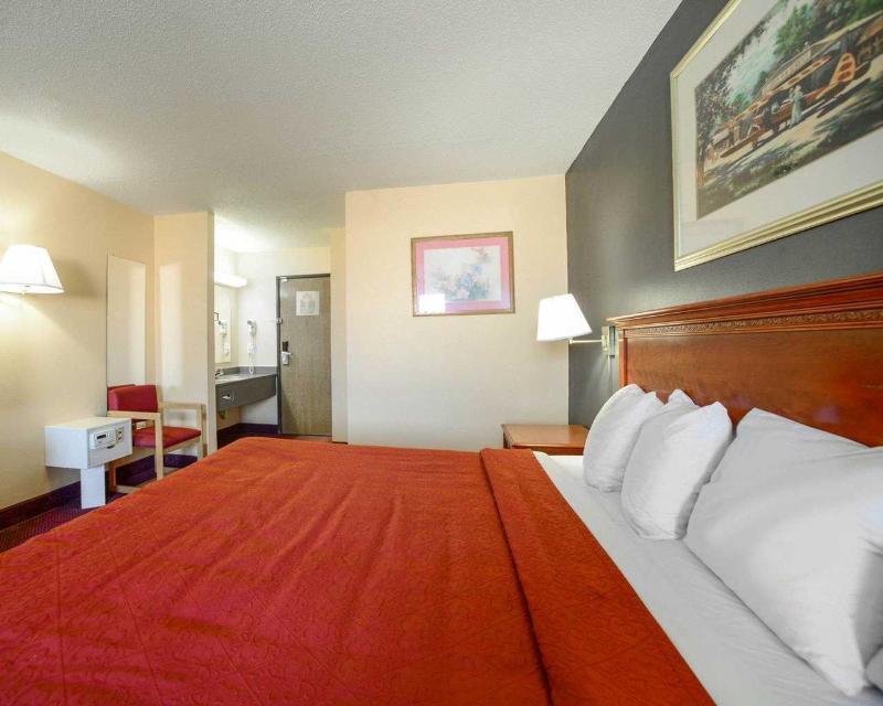 Quality Inn Carbondale University Area Экстерьер фото